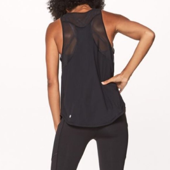 lululemon athletica Tops - Lululemon Sculpt Tank Bank 18 NWT